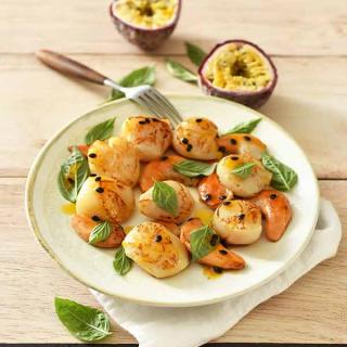 Noix de Saint-Jacques aux fruits de la passion