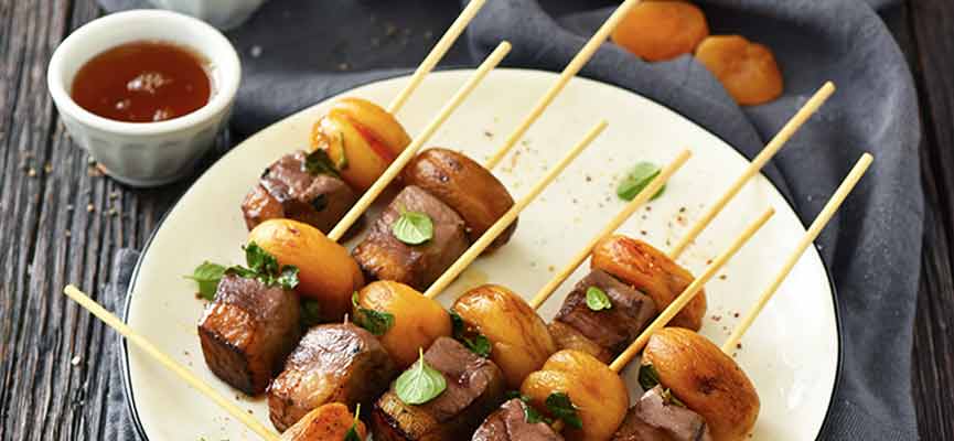 Mini brochettes de canard aux abricots Mini brochettes de canard aux abricots