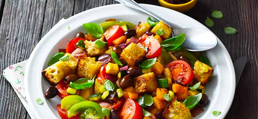 Salade panzanella Salade panzanella